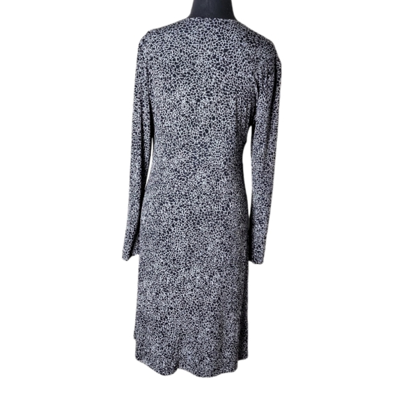 Dialogue faux wrap pleated long sleeve v neck dress size XS - Picture 2 of 8